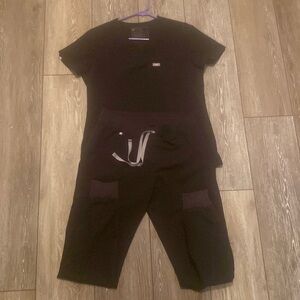 Women’s figs scrub set